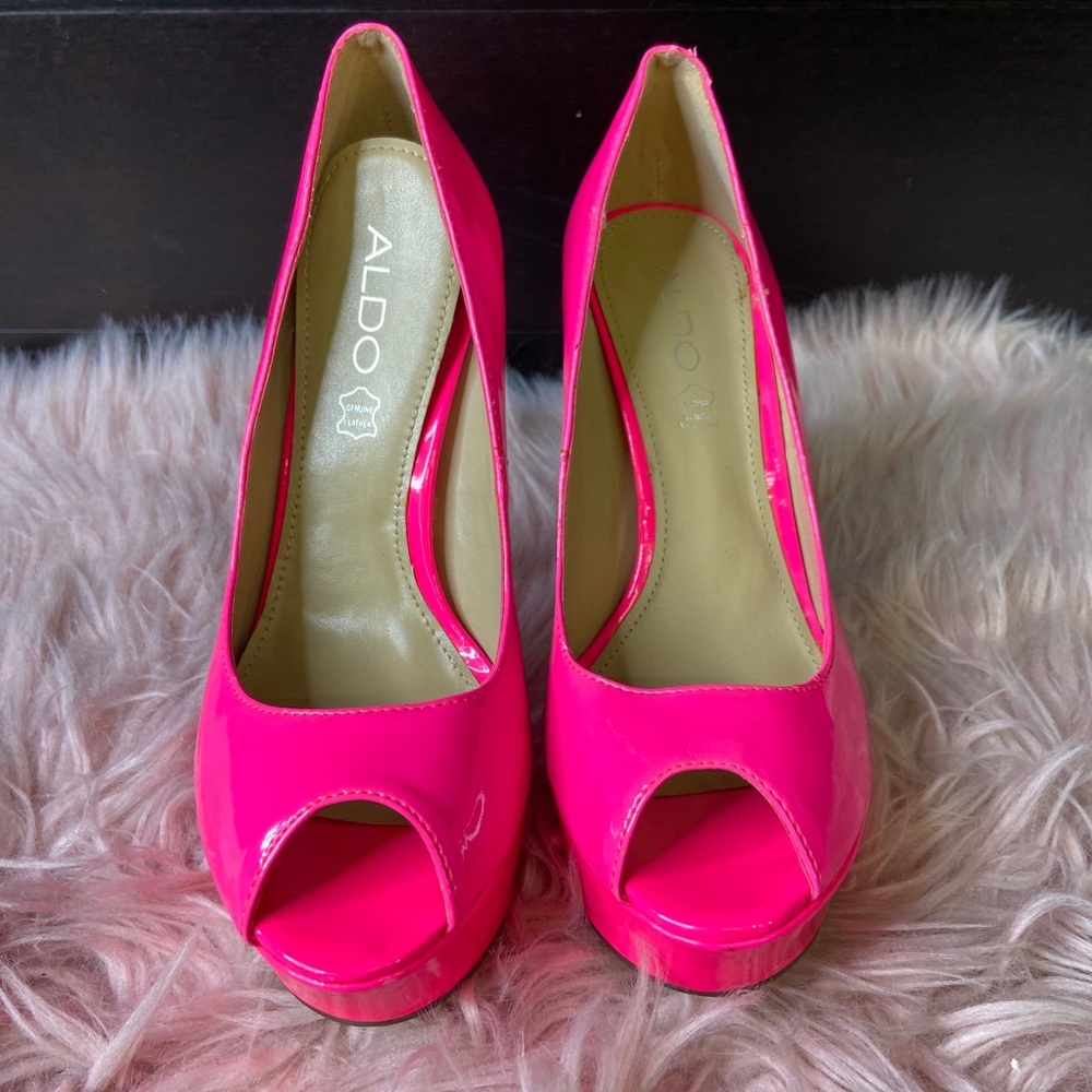 Aldo neon pink high heel